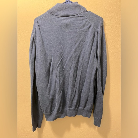 Jos A Bank light blue sweater - Picture 2 of 3